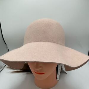 BCBG light pink floppy hat NWT